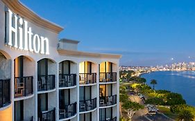 Hilton San Diego Airport/Harbor Island